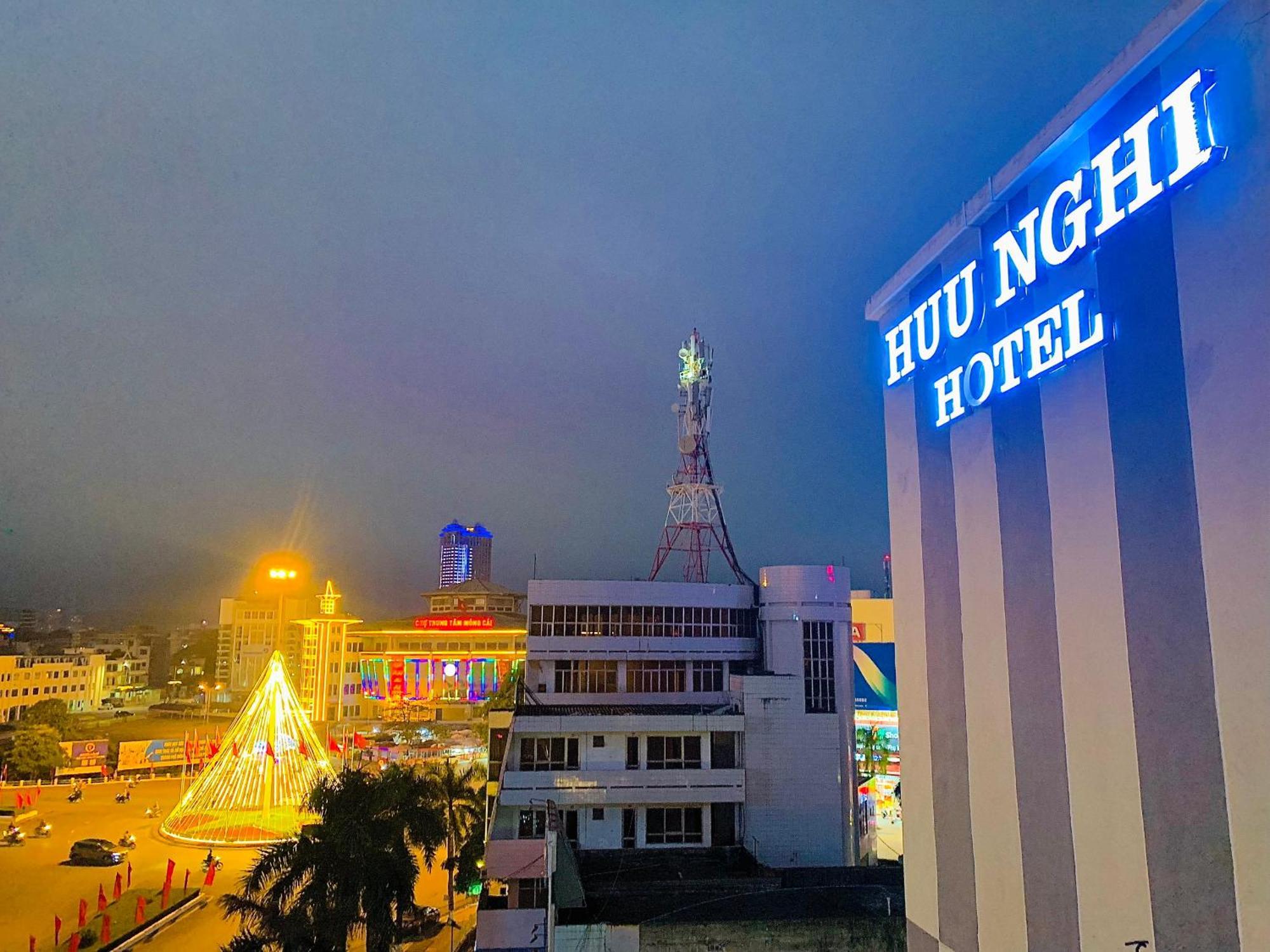 Hotel Khach San Huu Nghi Mong Cai Exterior foto